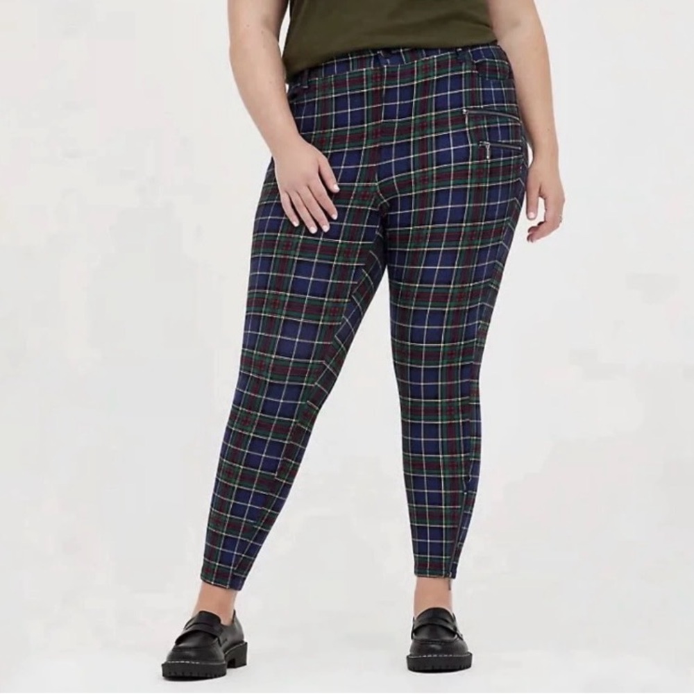 Size 24R Torrid Women's Skinny Studio Luxe Plaid Ponte Mid-Rise Zipper Pant